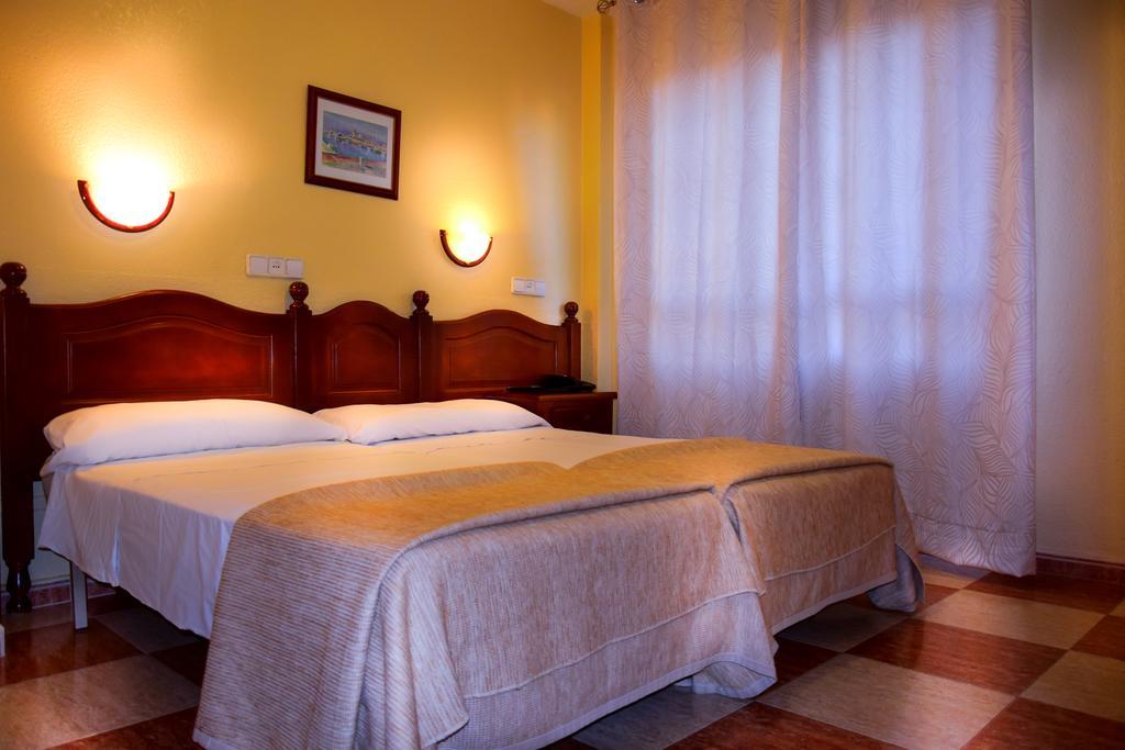 אלמריה Hotel Sevilla חדר תמונה